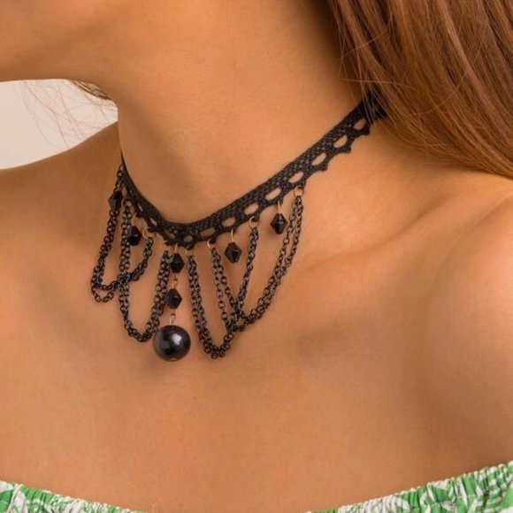 Gothic Chain Lace Decorative Choker - Picture 1 of 3